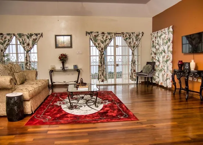 Villa Solstice